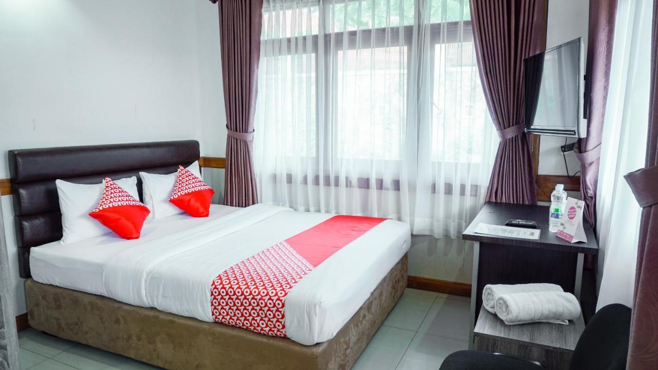 Oyo 1209 Tirtasari Nice Guesthouse باندونج المظهر الخارجي الصورة
