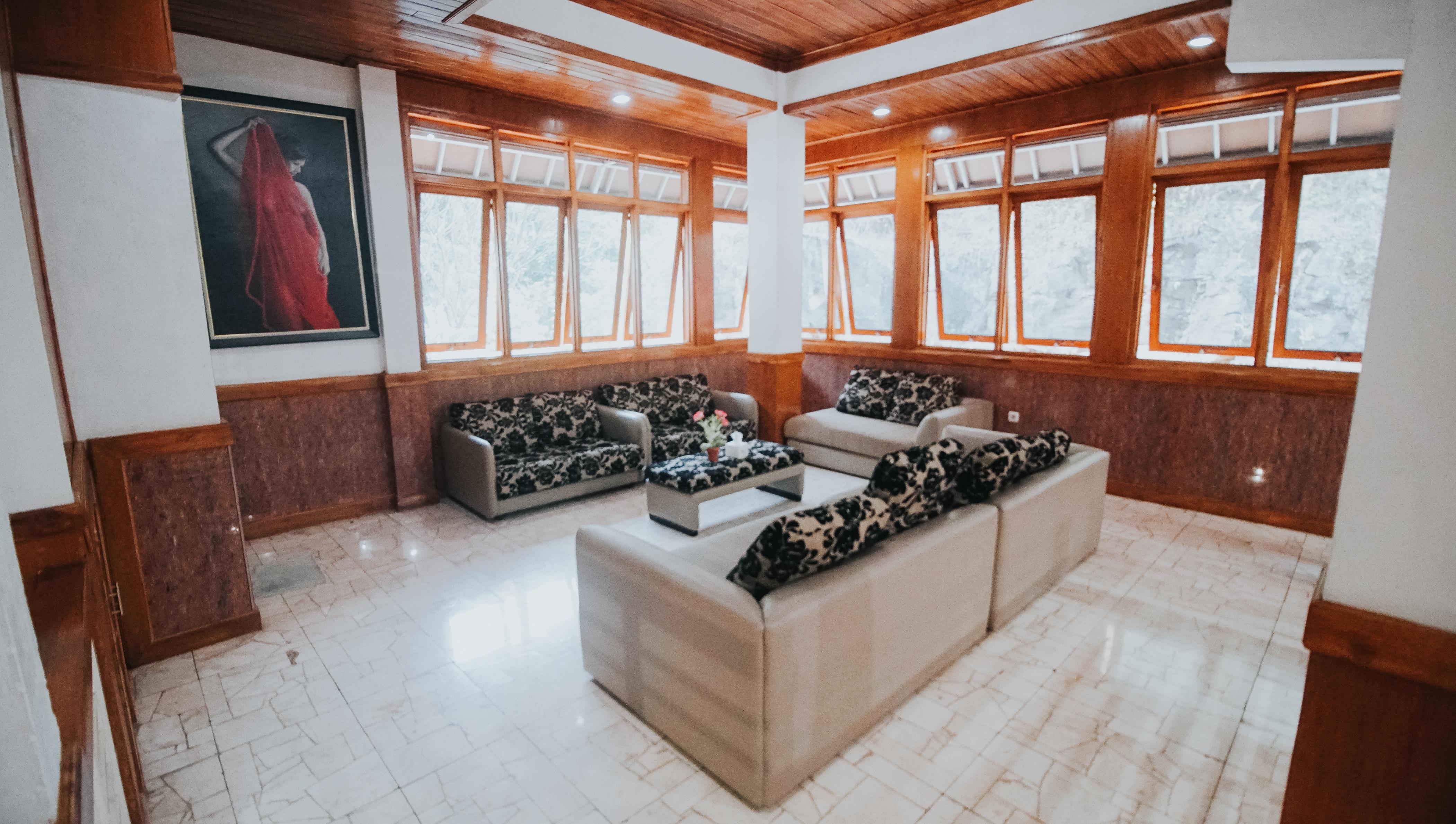 Oyo 1209 Tirtasari Nice Guesthouse باندونج المظهر الخارجي الصورة